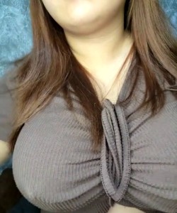 Chị Nguyệt vú to không lo chết đói