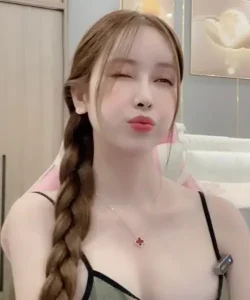 anna102 stripchat live 13/01/2025